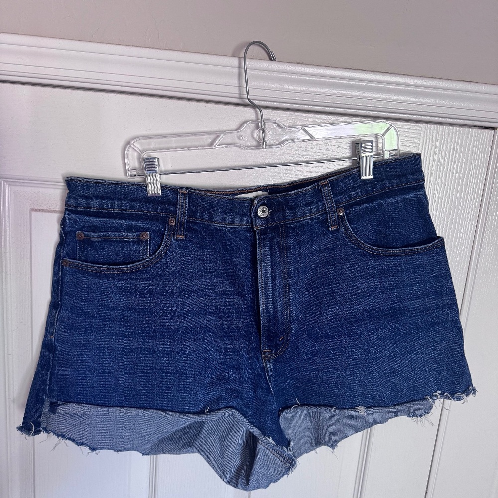 Abercrombie & Fitch mom short